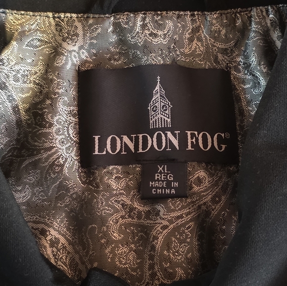 London Fog Black Hidden-Button Overcoat XL Regular Men's Classic Lined Jacket - Picture 11 of 13